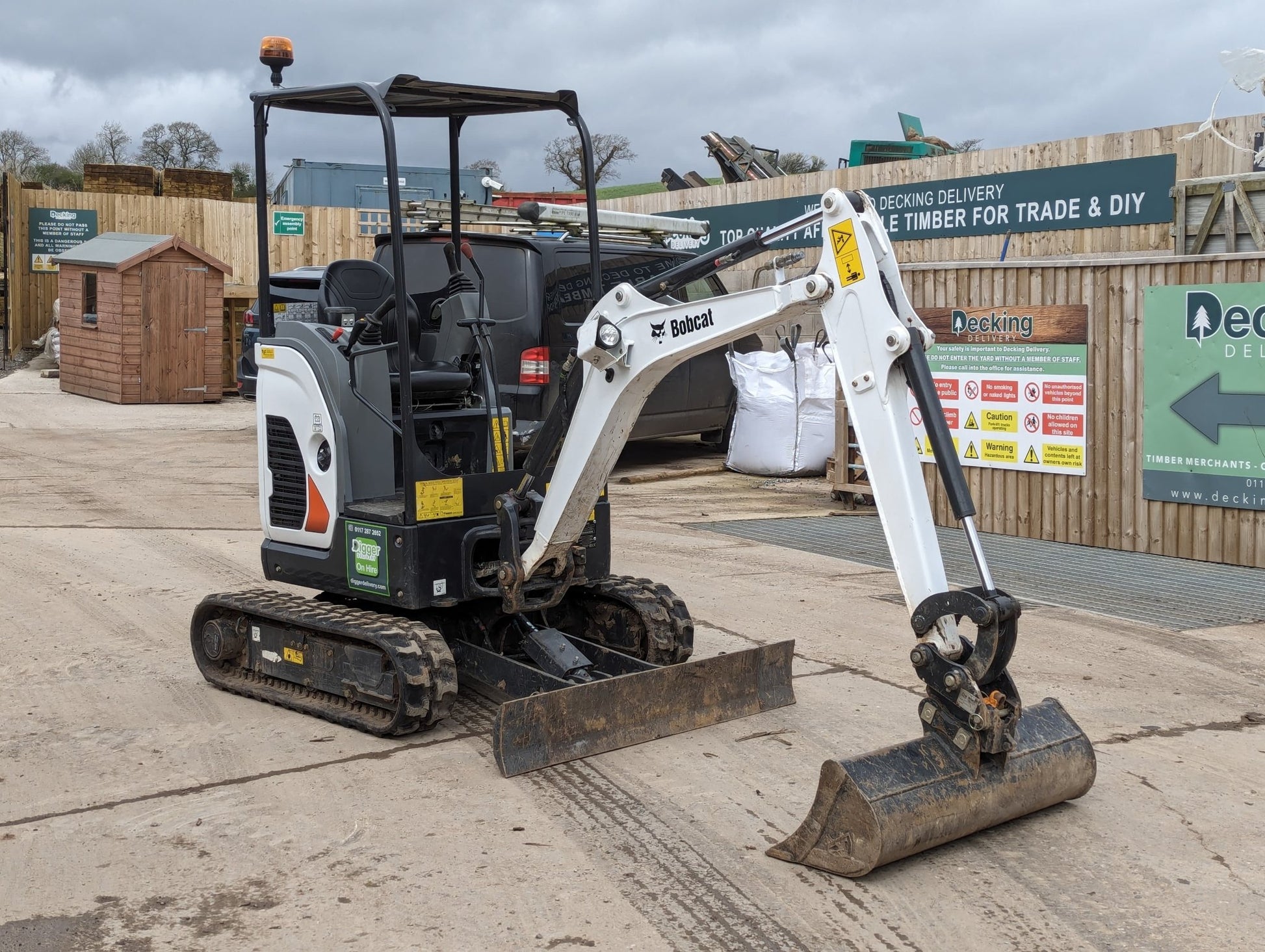 Bobcat Mini Digger (1.7T) - Digger DeliveryDigger Delivery