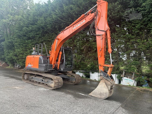 Hitachi ZX130 (13T) - Digger DeliveryDigger Delivery