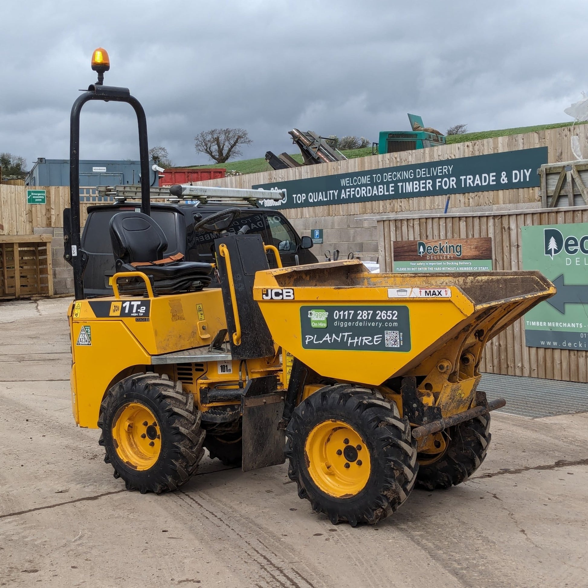 JCB High Tip Dumper (1T) - Digger DeliveryDigger Delivery