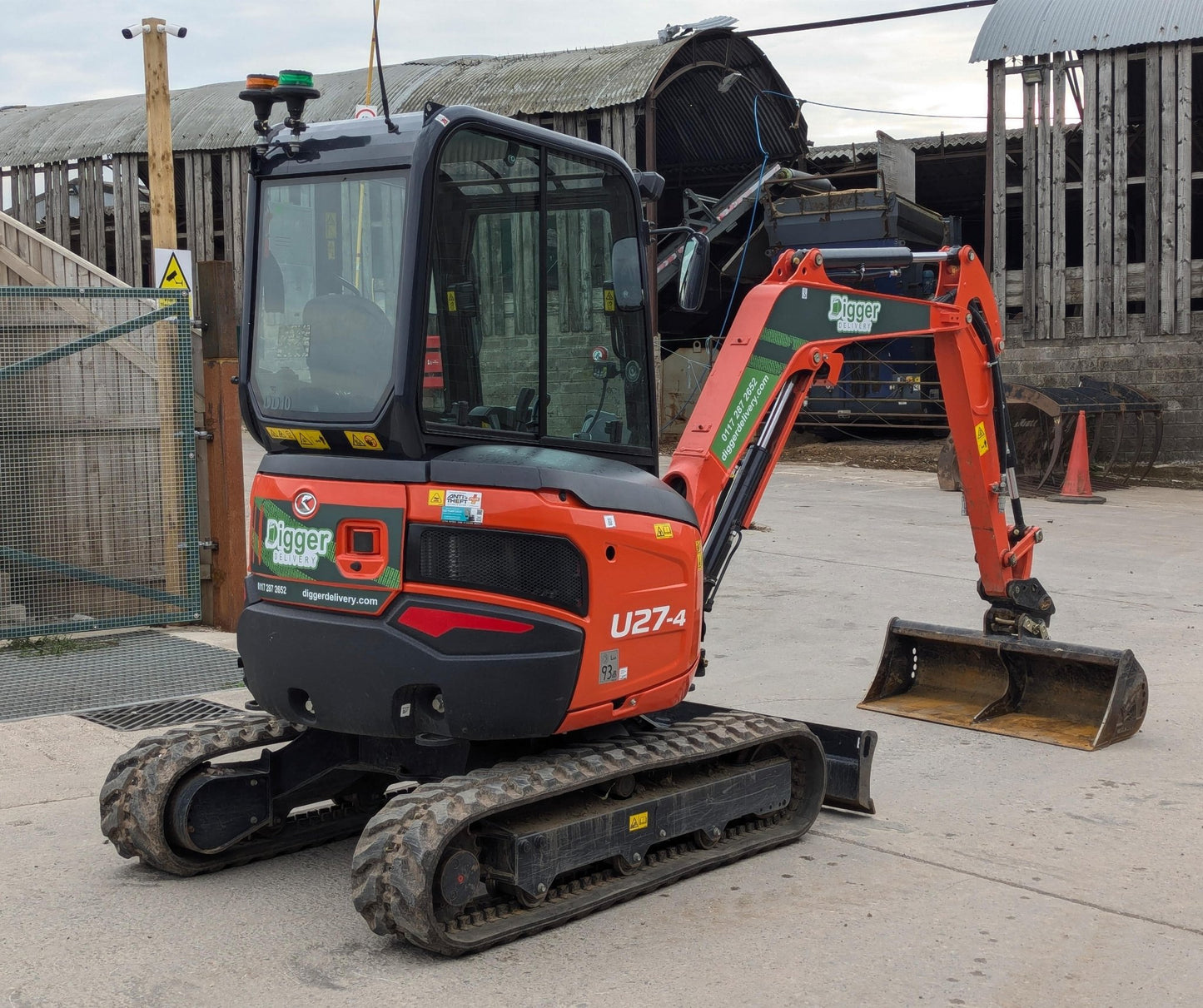 Kubota U27 - 4 (2.7T) - Digger DeliveryDigger Delivery2.7 T Kubota Digger